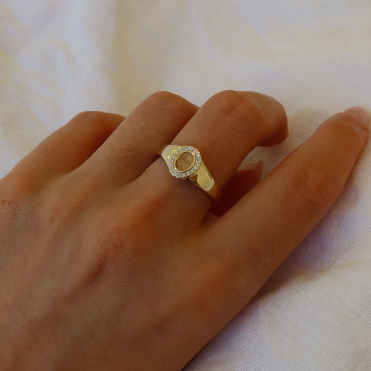 fingerprint memorial ring in 10 karat yellow gold with lab diamonds 